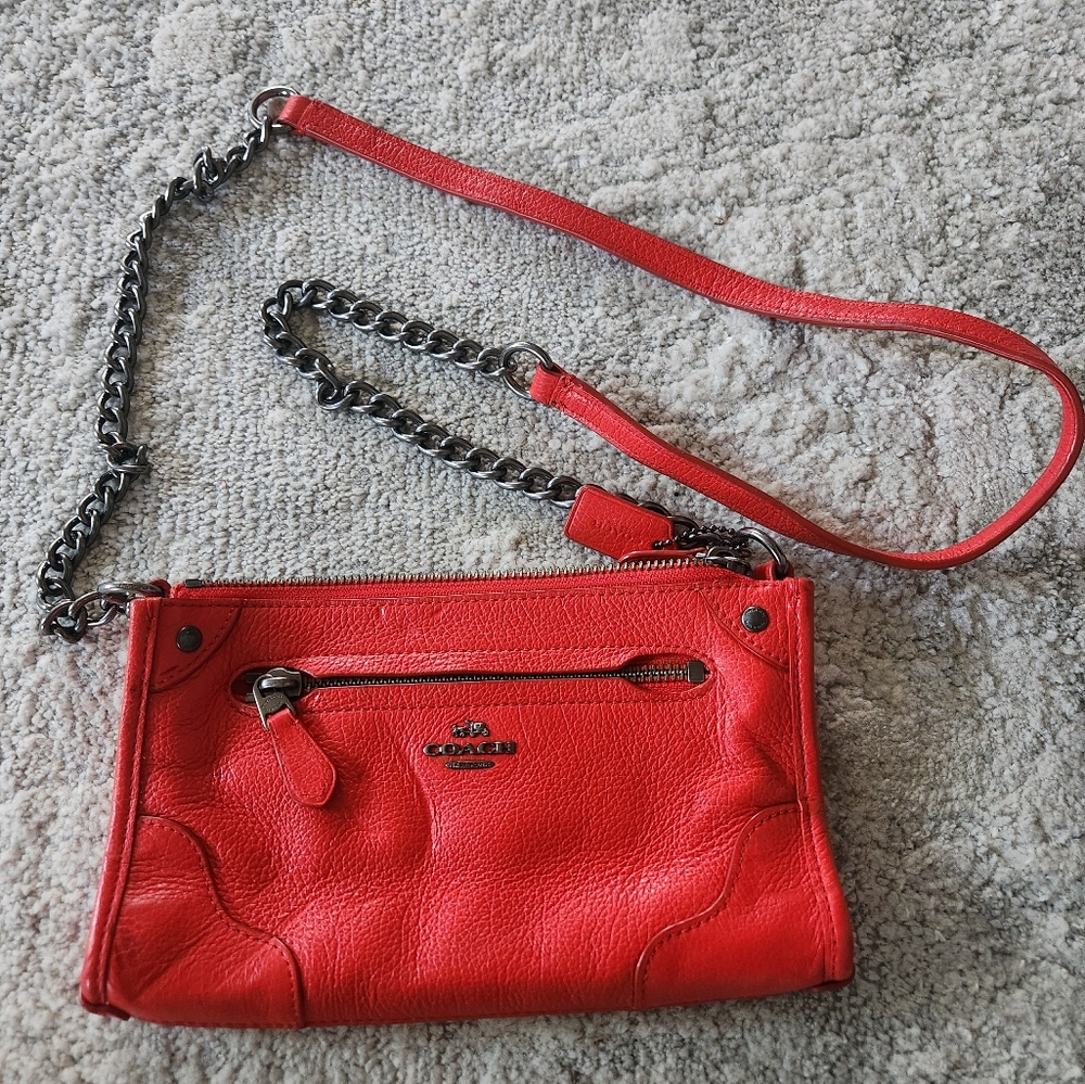 Coach Grain Leather Mickie Crossbody in Cardinal